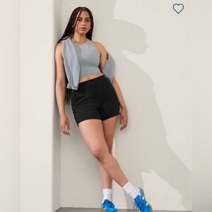 Athleta Brooklyn shorts, 16, black 🖤